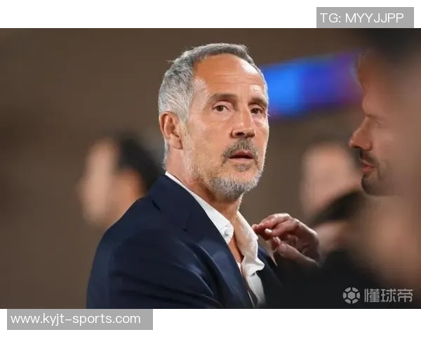 摩纳哥主帅许特尔面临下课危机俱乐部积极寻找新任教练人选 摩纳哥主帅许特尔面临下课危机俱乐部积极寻找新任教练人选