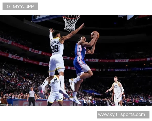 格莱姆斯外线火力全开13投7中三分精准6中4独揽22分助攻抢断齐飞 格莱姆斯外线火力全开13投7中三分精准6中4独揽22分助攻抢断齐飞