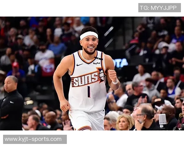 布克新赛季目标明确努力沟通助力每日进步稳步前行 布克新赛季目标明确努力沟通助力每日进步稳步前行