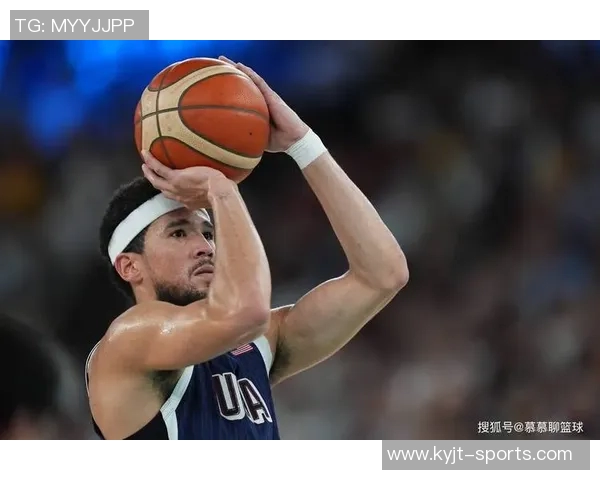 布克谈防守经验与平衡技巧展现自信心态