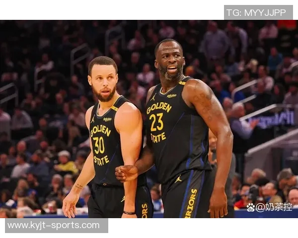 勇士频繁调整首发阵容库里期待球队能实现稳定轮换